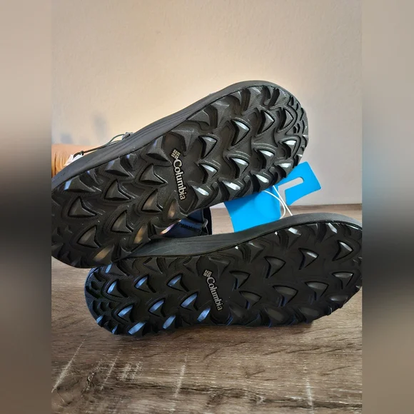 Columbia Mens' Black Sport Sandals - Breathable Open-Toe Comfort - Picture 8 of 9